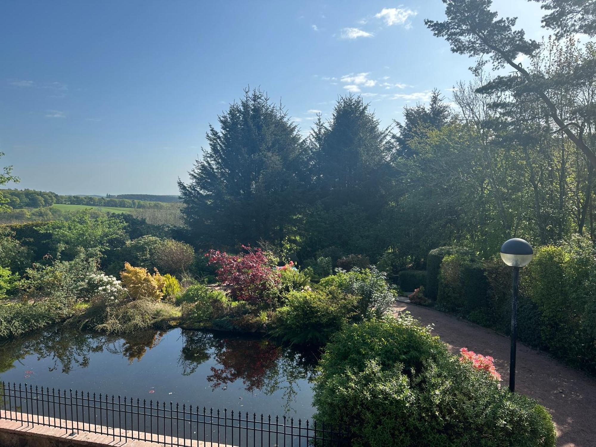 Bed and Breakfast Awakening Alchemy Retreat Centre Inverurie Exterior foto