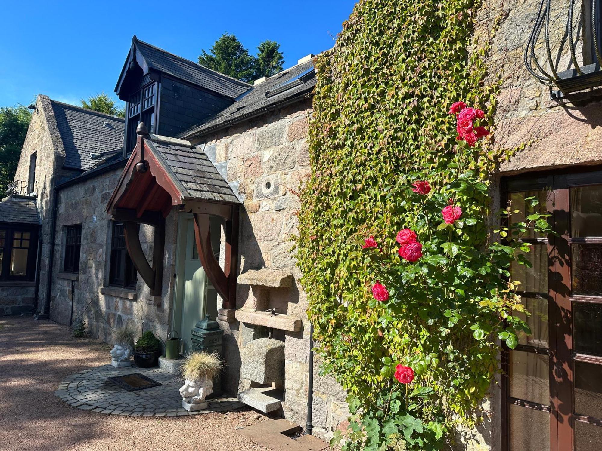 Bed and Breakfast Awakening Alchemy Retreat Centre Inverurie Exterior foto