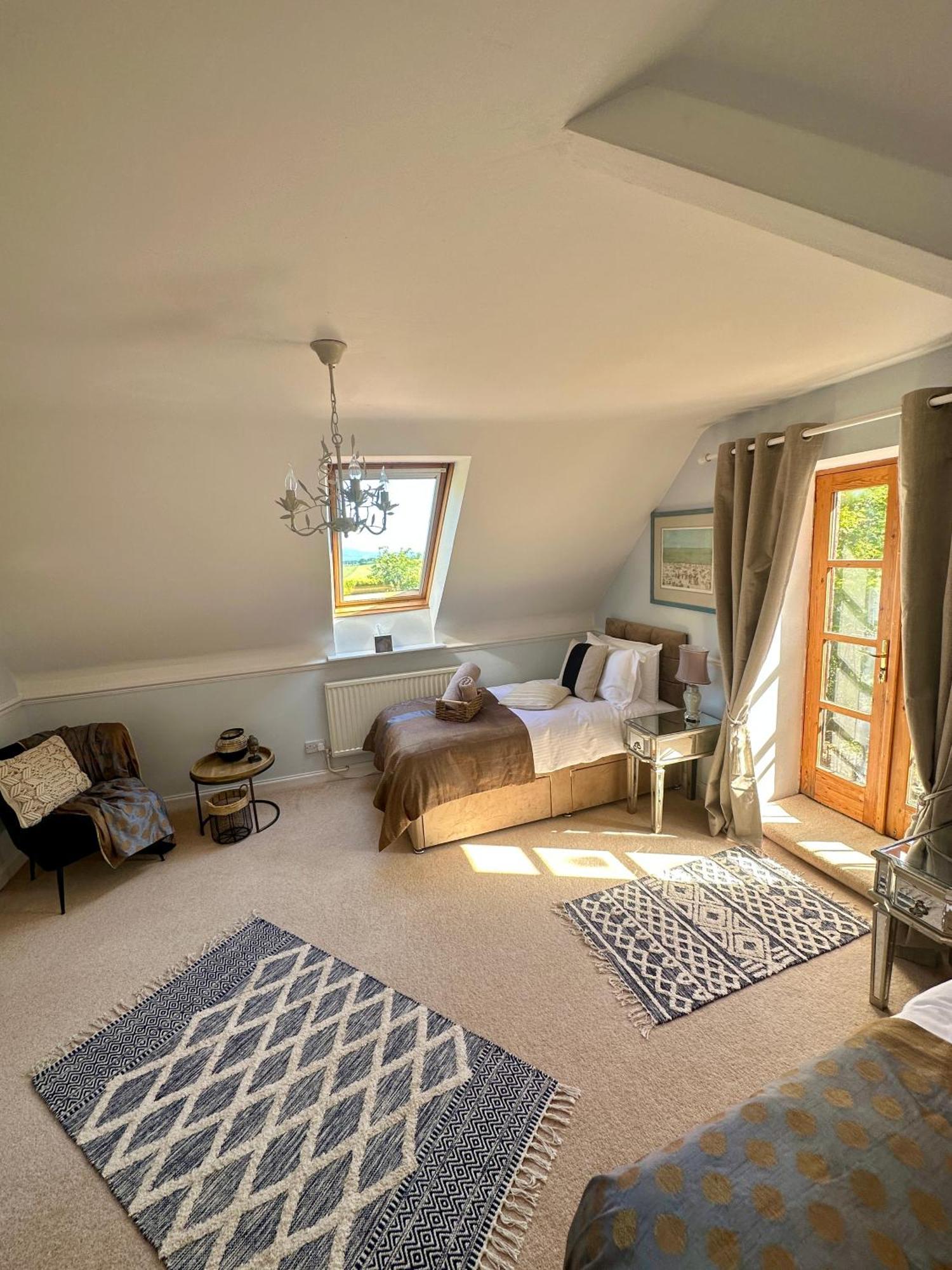 Bed and Breakfast Awakening Alchemy Retreat Centre Inverurie Exterior foto
